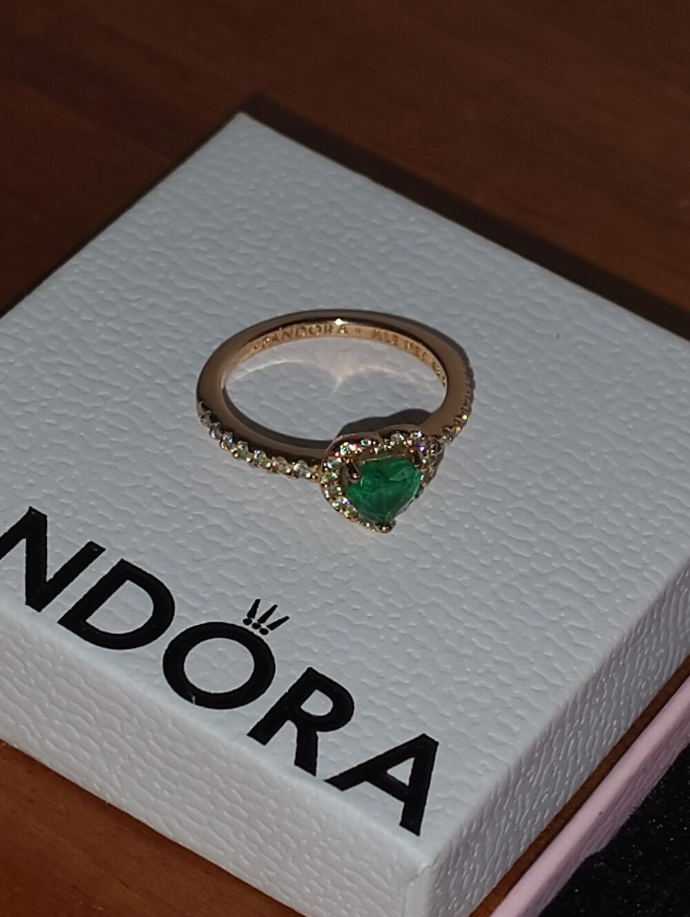 Pandora Rose Gold Heart Ring with Emerald Green Center - Picture 5 of 6